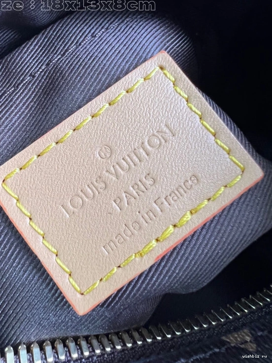 WIS VUITTON TRUNK-18.5*13*8cm MINI LOUIS SOFT 0212